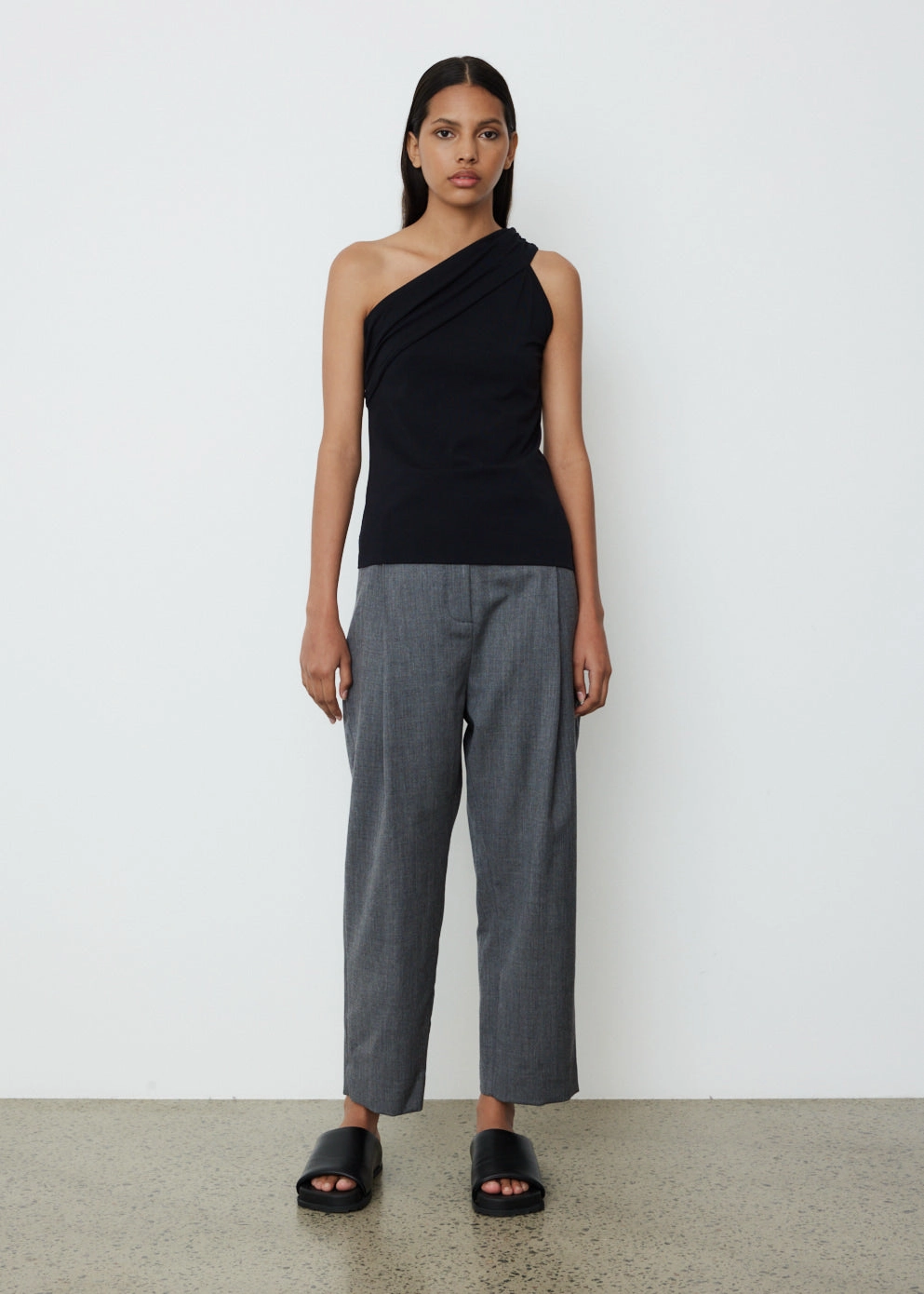 0057 One Shoulder Draped T-Shirt