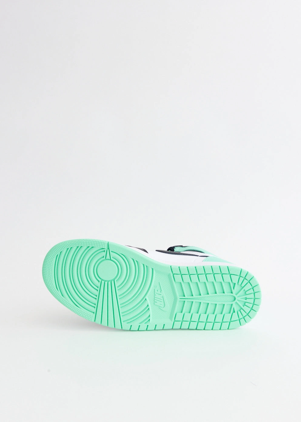 Air Jordan 1 Retro High OG 'Green Glow' Sneakers