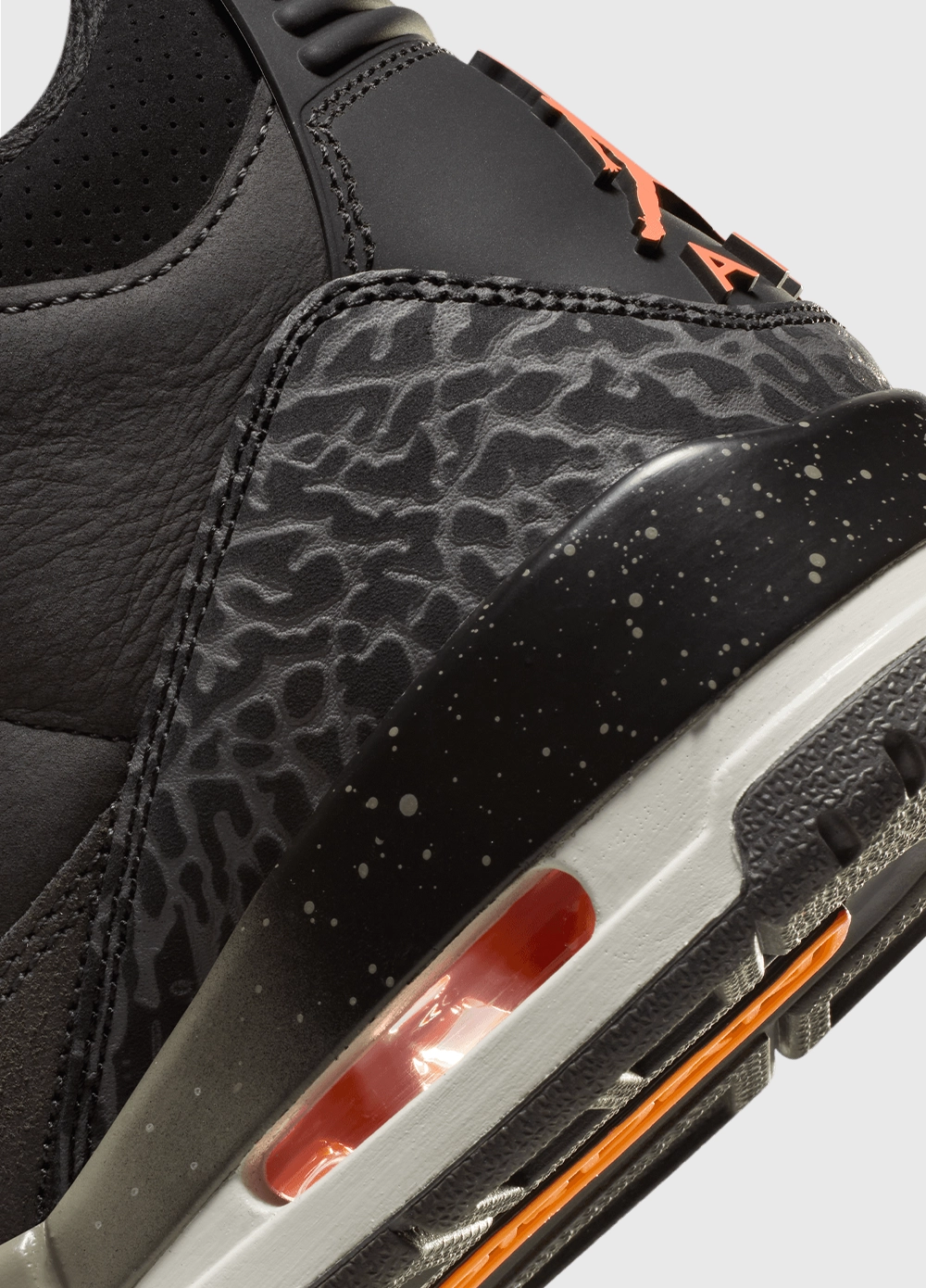 Air Jordan 3 Retro 'Fear Pack' Sneakers