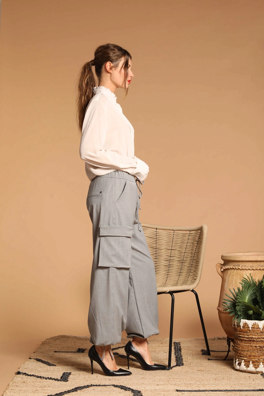 Francis women's cargo pants in wool cloth relaxed fit