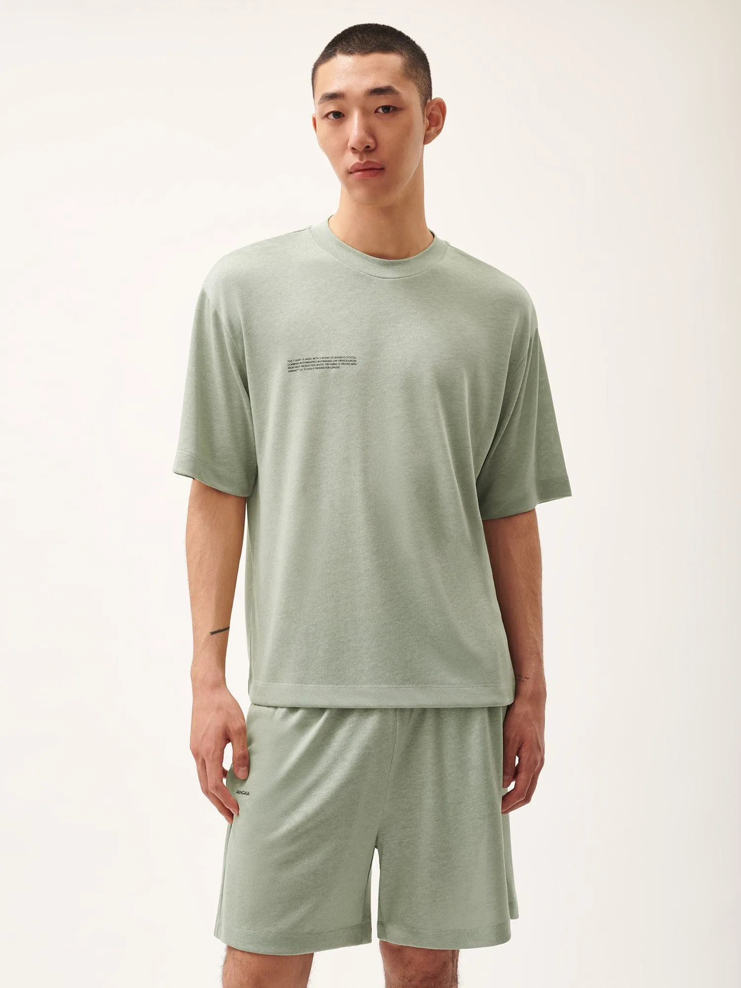 Mens DNA Frutfiber T-Shirt—moss green