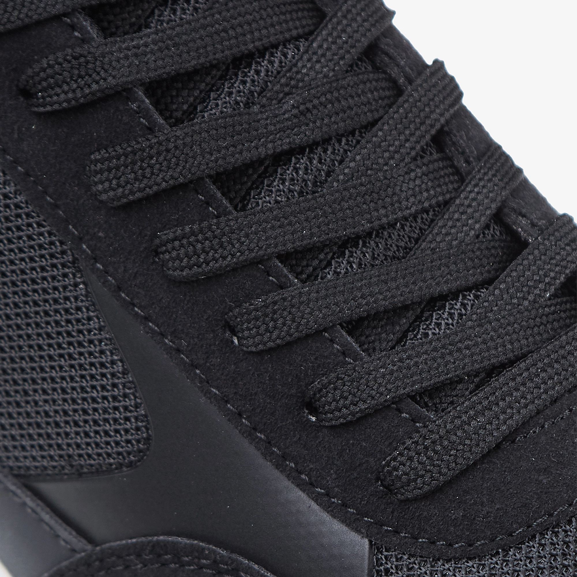 Premium Mesh Runner | Black
