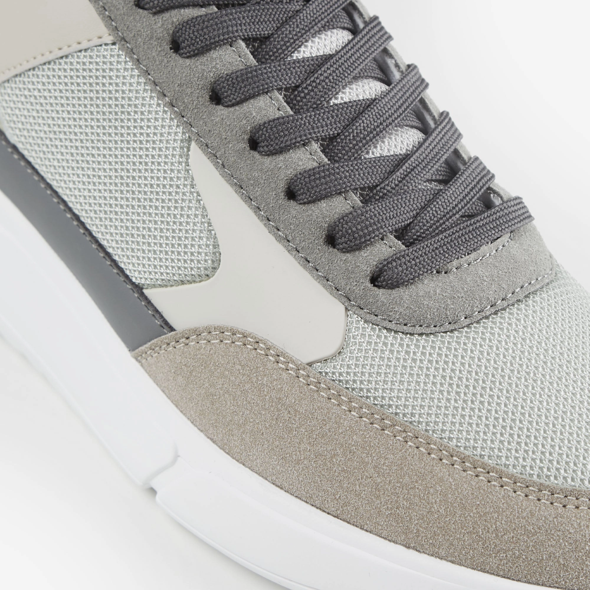 Premium Mesh Runner | Grey Stone