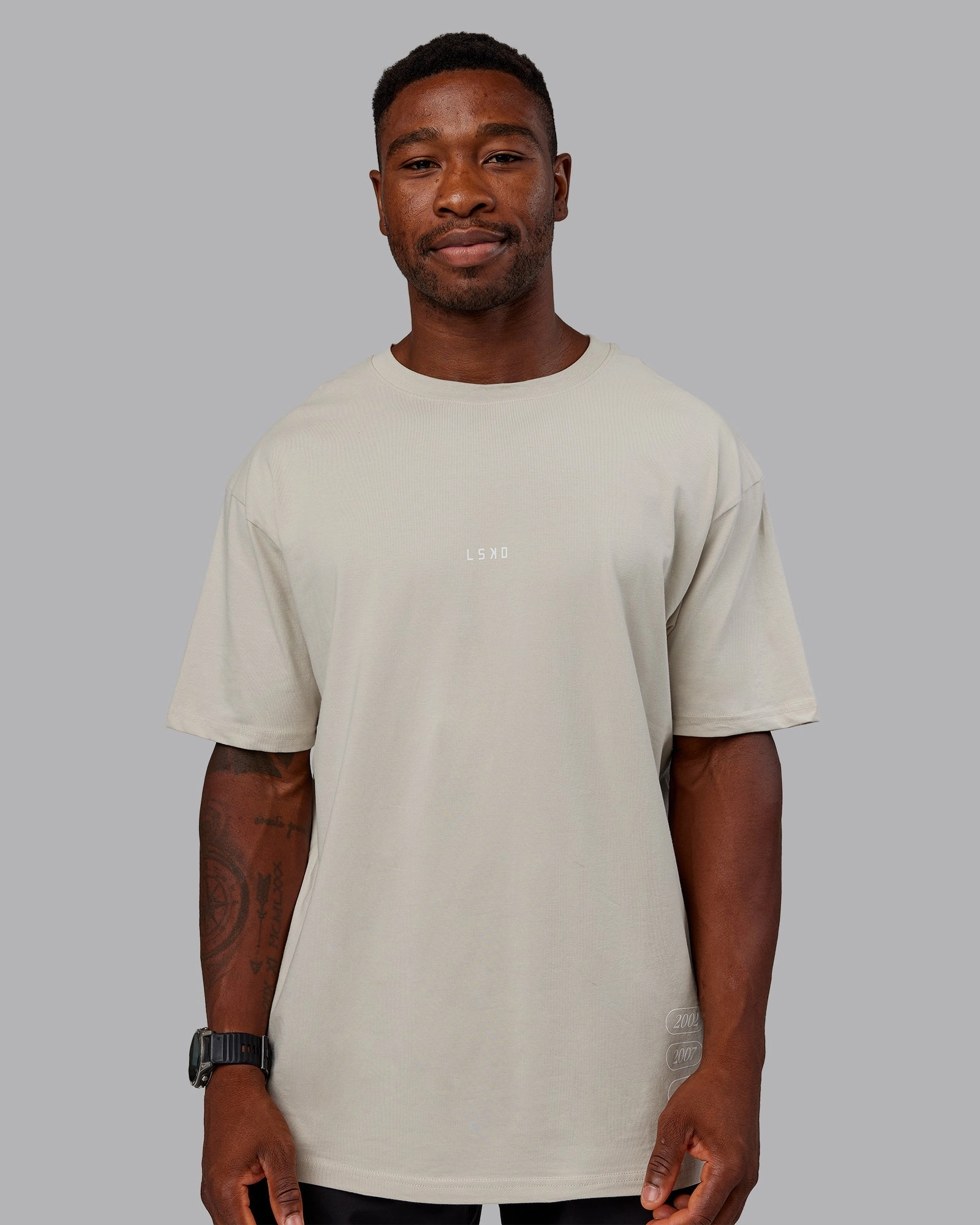 Timeline FLXCotton Oversized Tee - Shale Beige-White